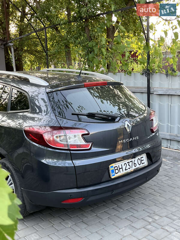 Универсал Renault Megane 2014 в Сарате