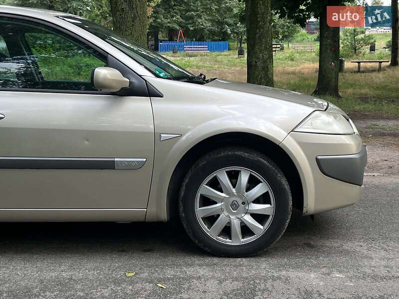 Седан Renault Megane 2006 в Киеве фото 5 Седан Renault Megane 2006 в Киеве