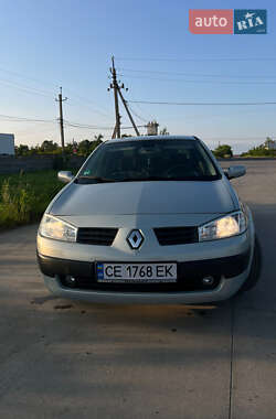 Седан Renault Megane 2004 в Чернівцях
