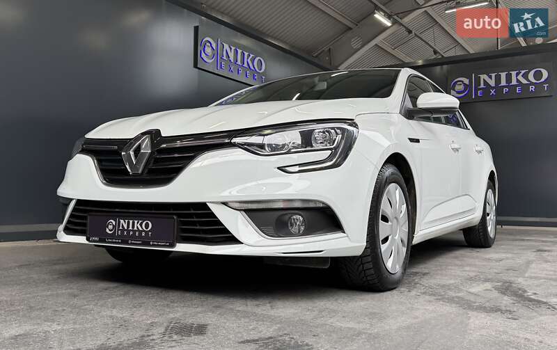 Седан Renault Megane 2018 в Киеве