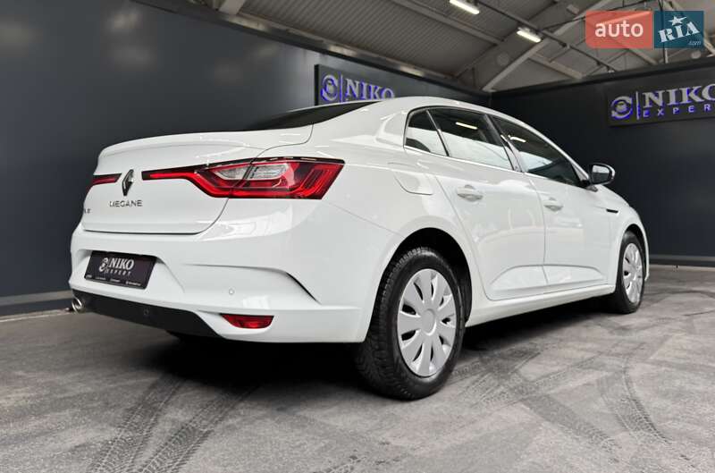 Седан Renault Megane 2018 в Киеве