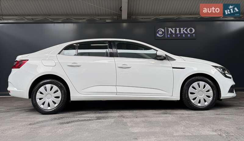 Седан Renault Megane 2018 в Киеве