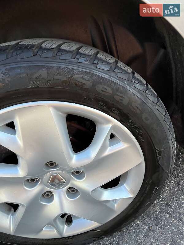 Универсал Renault Megane 2012 в Первомайске фото 18 Универсал Renault Megane 2012 в Первомайске