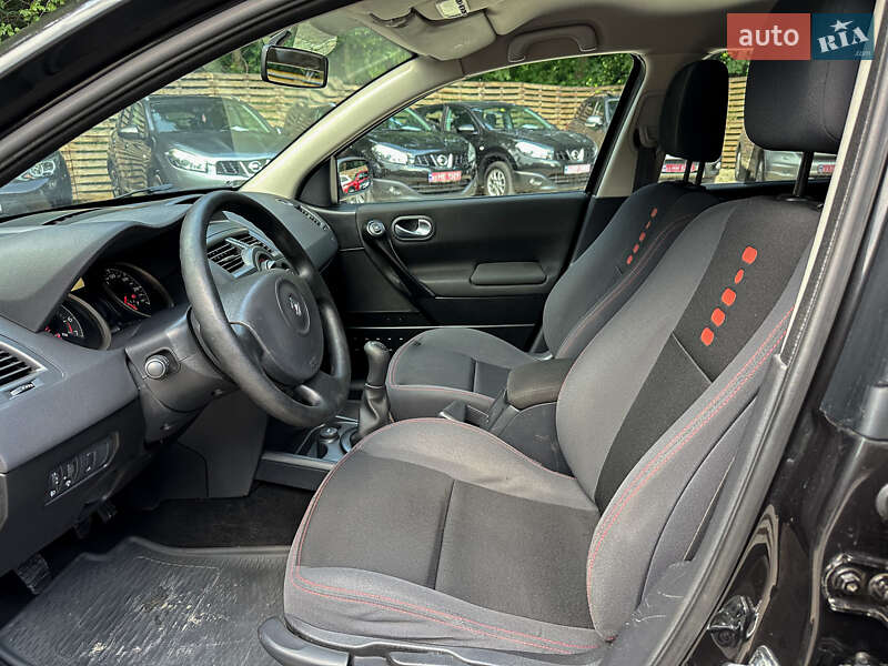 Универсал Renault Megane 2007 в Бродах фото 65 Универсал Renault Megane 2007 в Бродах