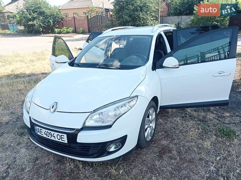 Универсал Renault Megane 2013 в Кривом Роге фото 2 Универсал Renault Megane 2013 в Кривом Роге