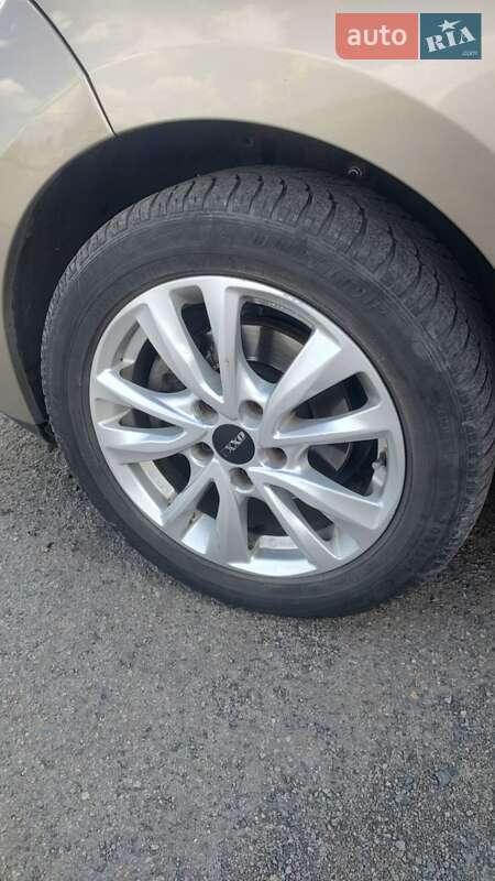 Универсал Renault Megane 2011 в Львове фото 21 Универсал Renault Megane 2011 в Львове