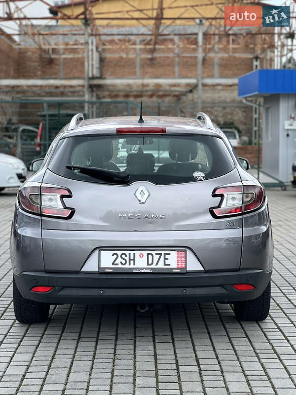 Универсал Renault Megane 2010 в Староконстантинове