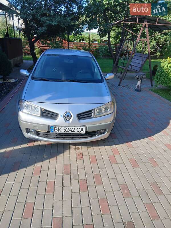 Седан Renault Megane 2007 в Вараші