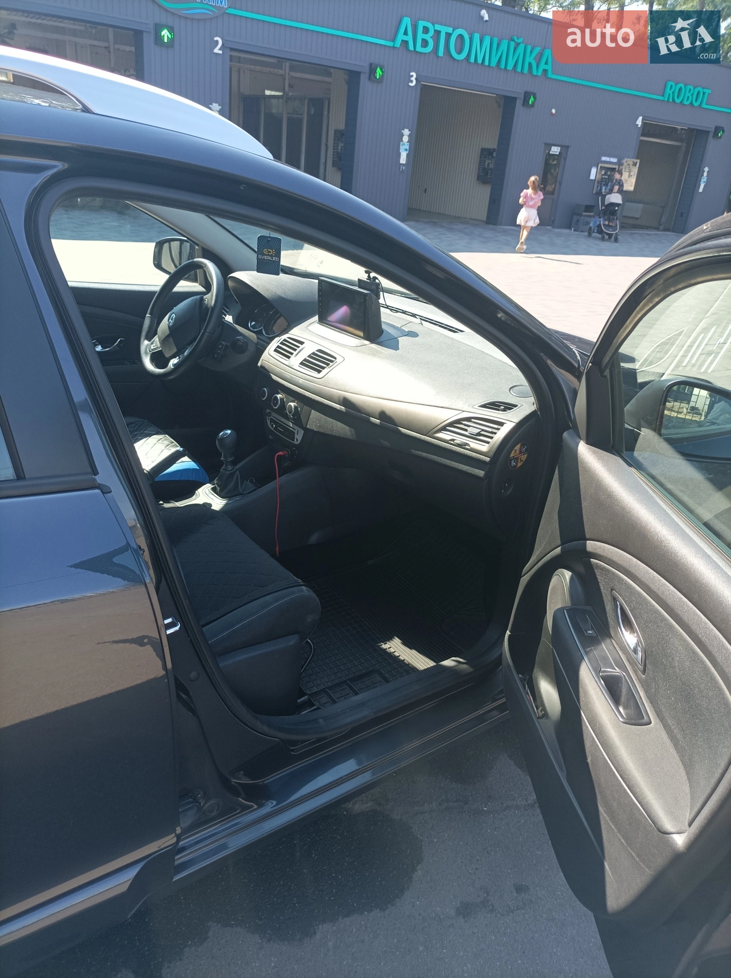 2014 Renault Megane - мініатюра 9