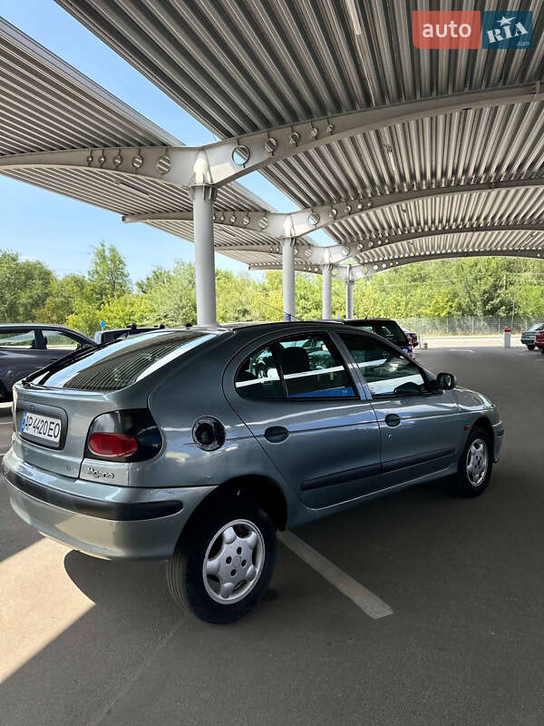 Хетчбек Renault Megane 1998 в Запоріжжі