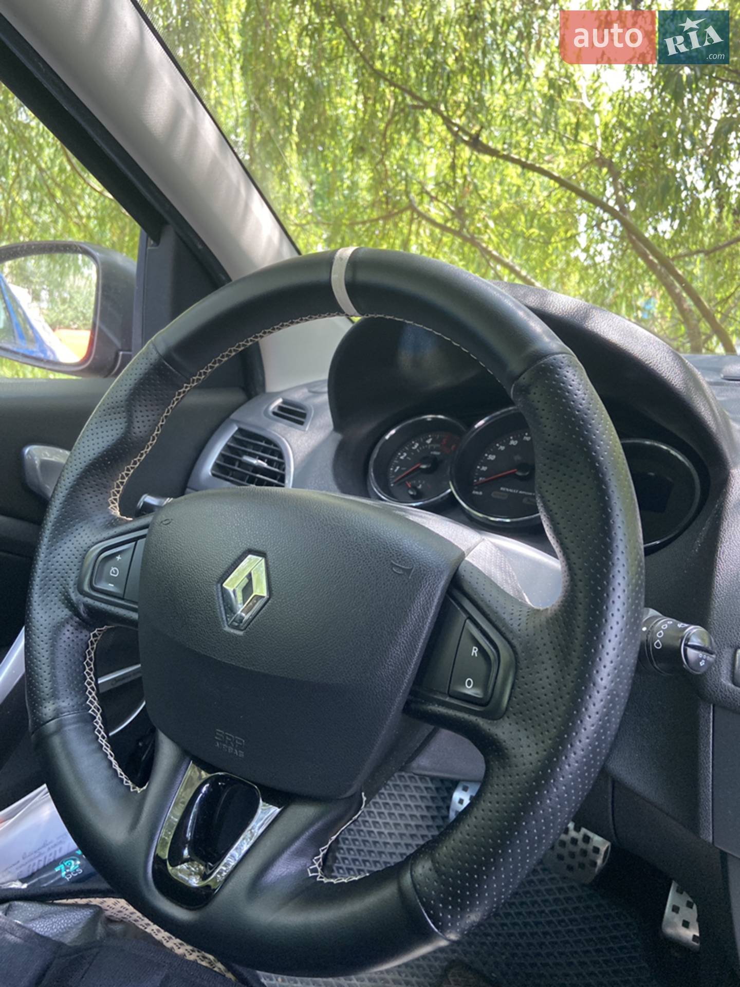 2012 Renault Megane - мініатюра 12