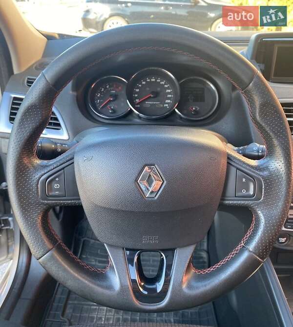 Хэтчбек Renault Megane 2013 в Кропивницком