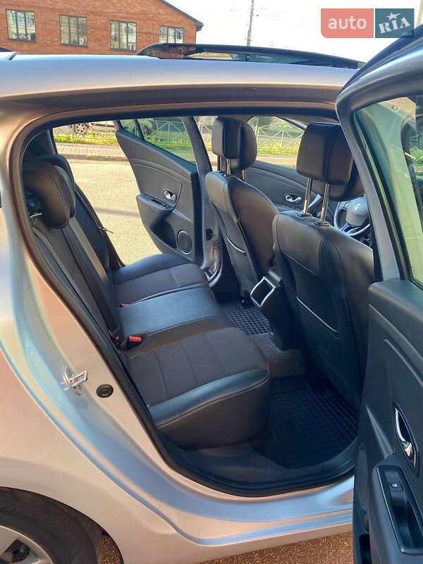 Хэтчбек Renault Megane 2013 в Кропивницком