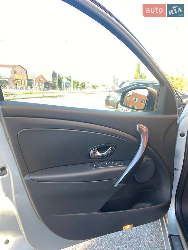 Хэтчбек Renault Megane 2013 в Кропивницком