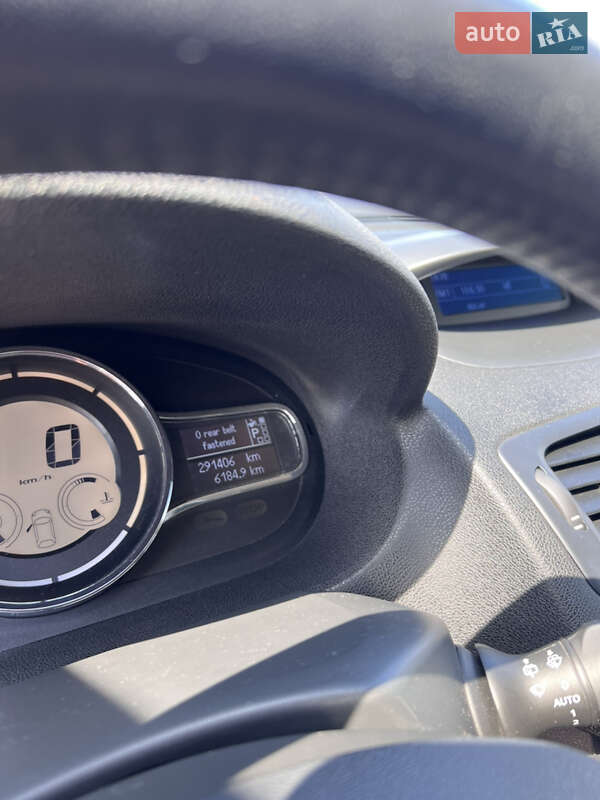 Универсал Renault Megane 2013 в Коростышеве фото 5 Универсал Renault Megane 2013 в Коростышеве