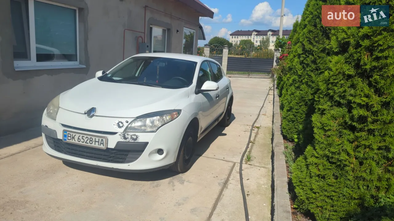 2010 Renault Megane - мініатюра 14