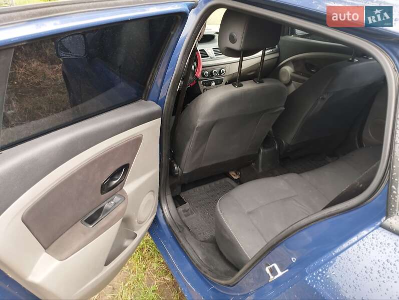 Універсал Renault Megane 2011 в Ужгороді фото 6 Універсал Renault Megane 2011 в Ужгороді