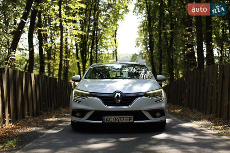Хэтчбек Renault Megane 2016 в Вышгороде фото 5 Хэтчбек Renault Megane 2016 в Вышгороде