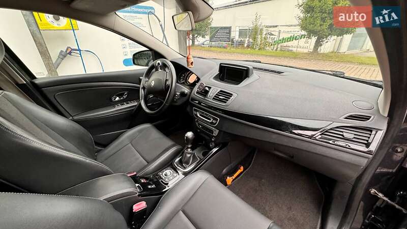 Универсал Renault Megane 2013 в Киеве фото 4 Универсал Renault Megane 2013 в Киеве