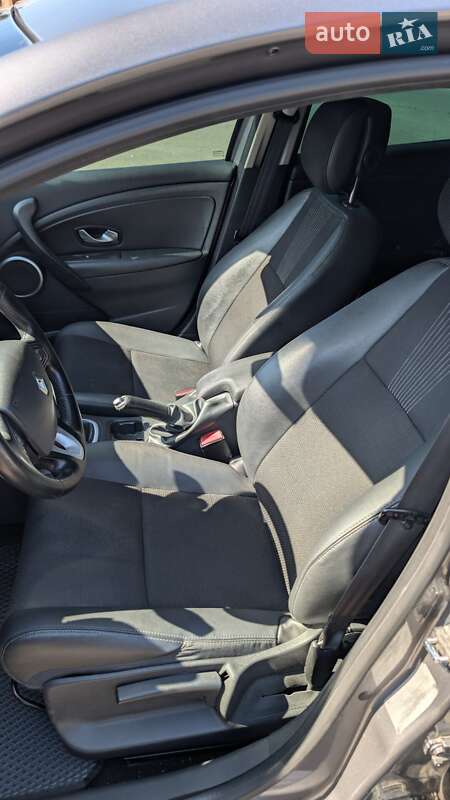 Хетчбек Renault Megane 2009 в Дніпрі