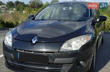 Хэтчбек Renault Megane 2010 в Буче