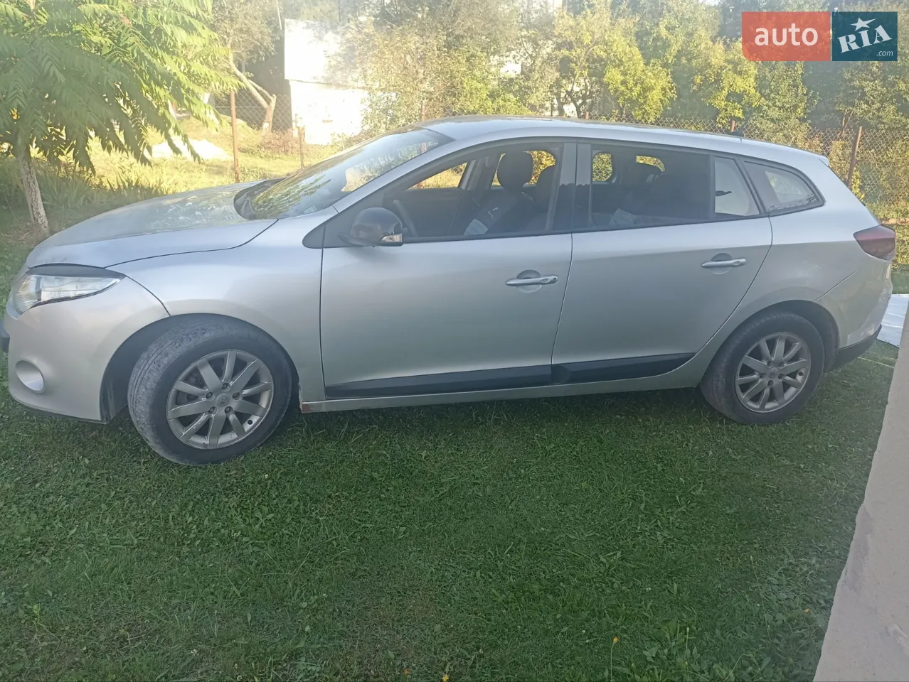 2011 Renault Megane - мініатюра 35
