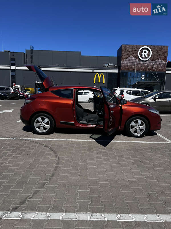 Купе Renault Megane 2011 в Києві