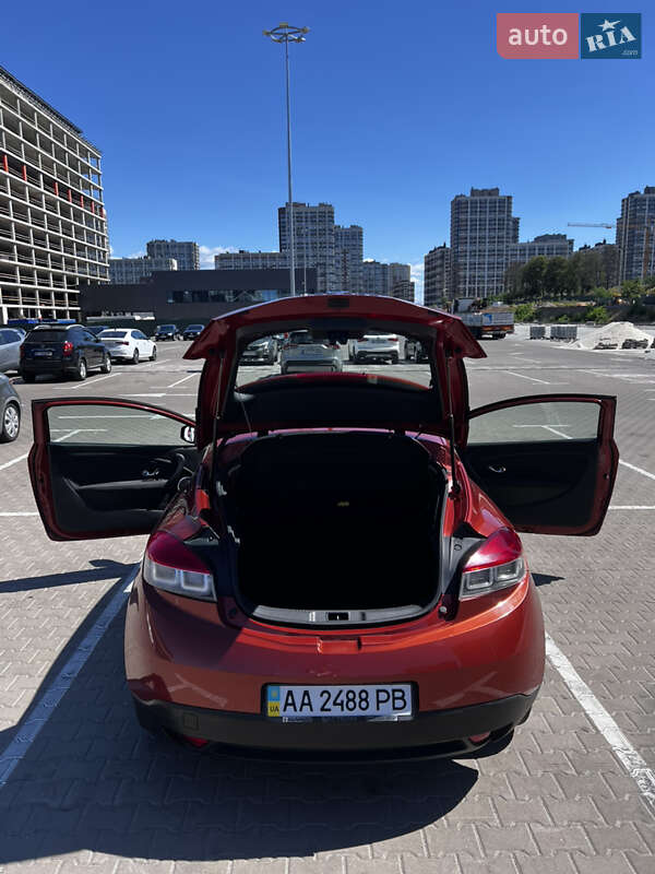 Купе Renault Megane 2011 в Києві