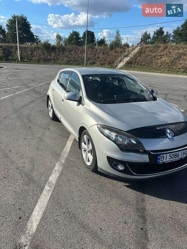 Хэтчбек Renault Megane 2013 в Полтаве фото 2 Хэтчбек Renault Megane 2013 в Полтаве