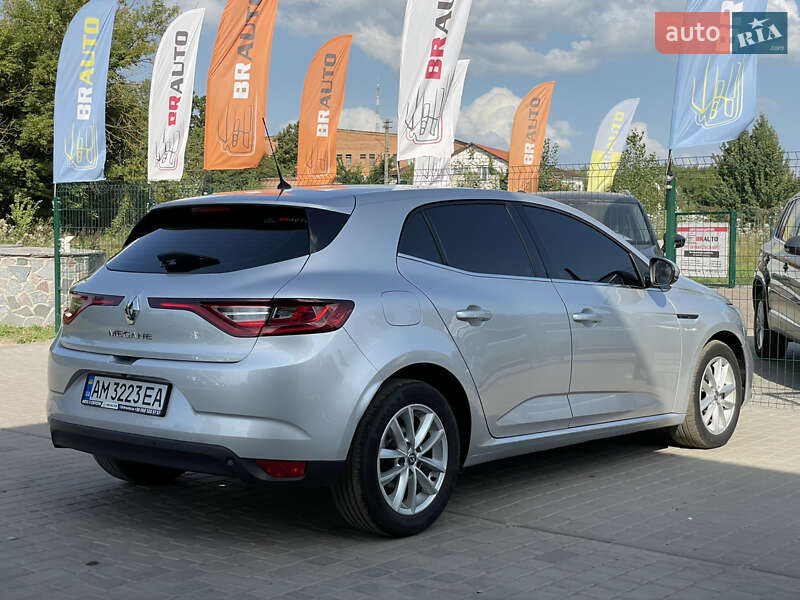 Хэтчбек Renault Megane 2016 в Бердичеве фото 13 Хэтчбек Renault Megane 2016 в Бердичеве