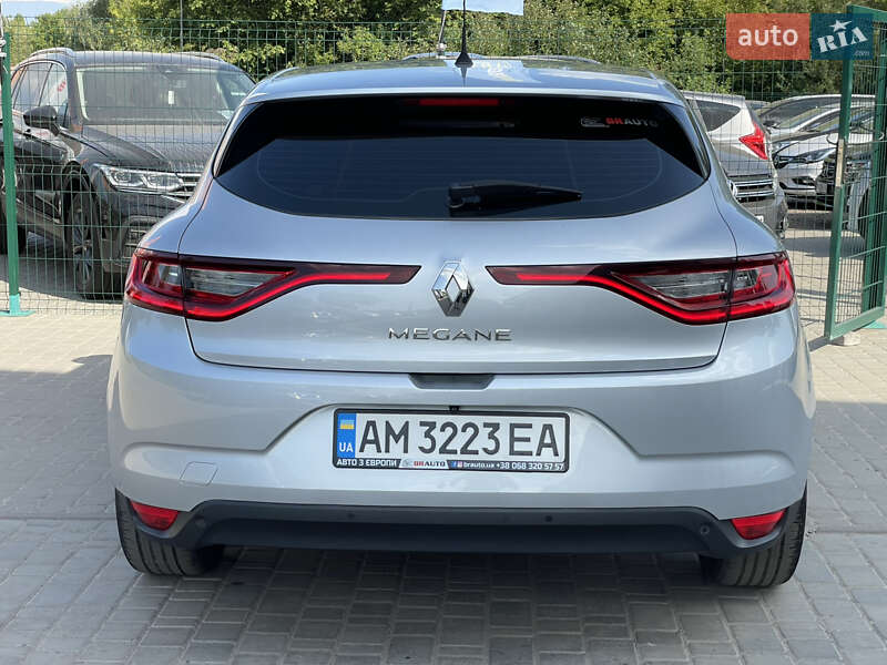 Хэтчбек Renault Megane 2016 в Бердичеве фото 17 Хэтчбек Renault Megane 2016 в Бердичеве