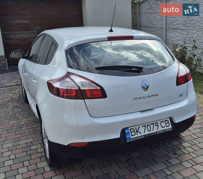 Хэтчбек Renault Megane 2015 в Ровно