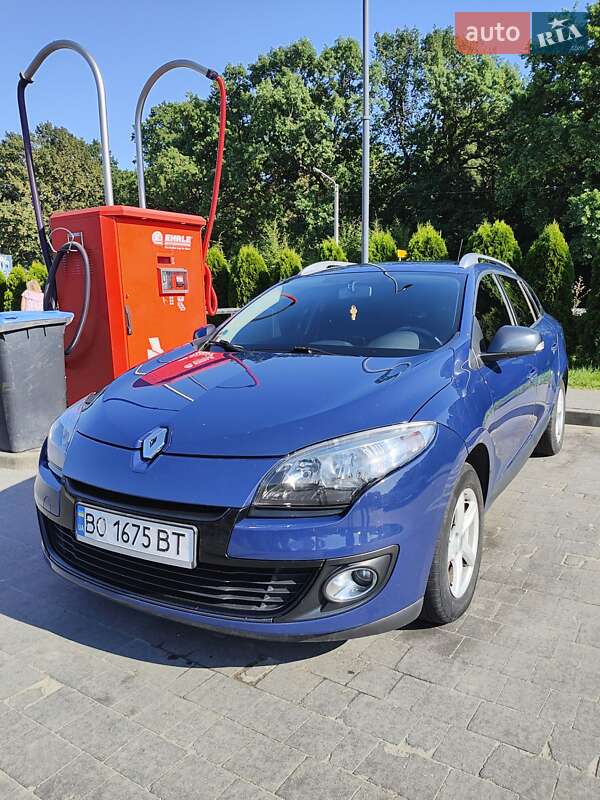 Універсал Renault Megane 2012 в Новояворівську