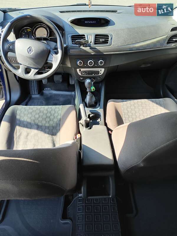 Універсал Renault Megane 2012 в Новояворівську