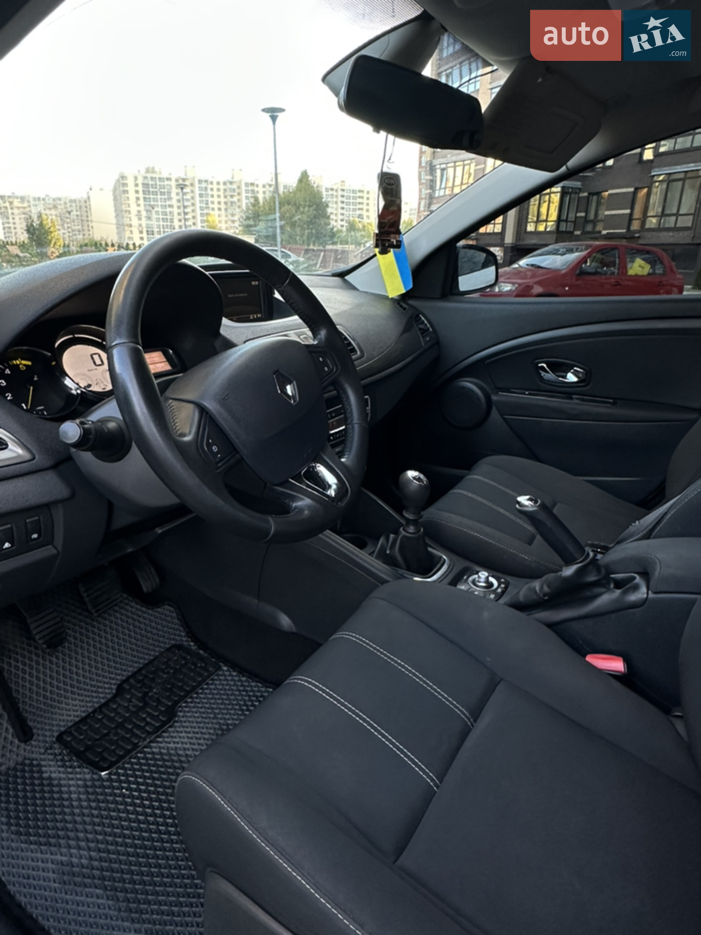 2013 Renault Megane - мініатюра 16