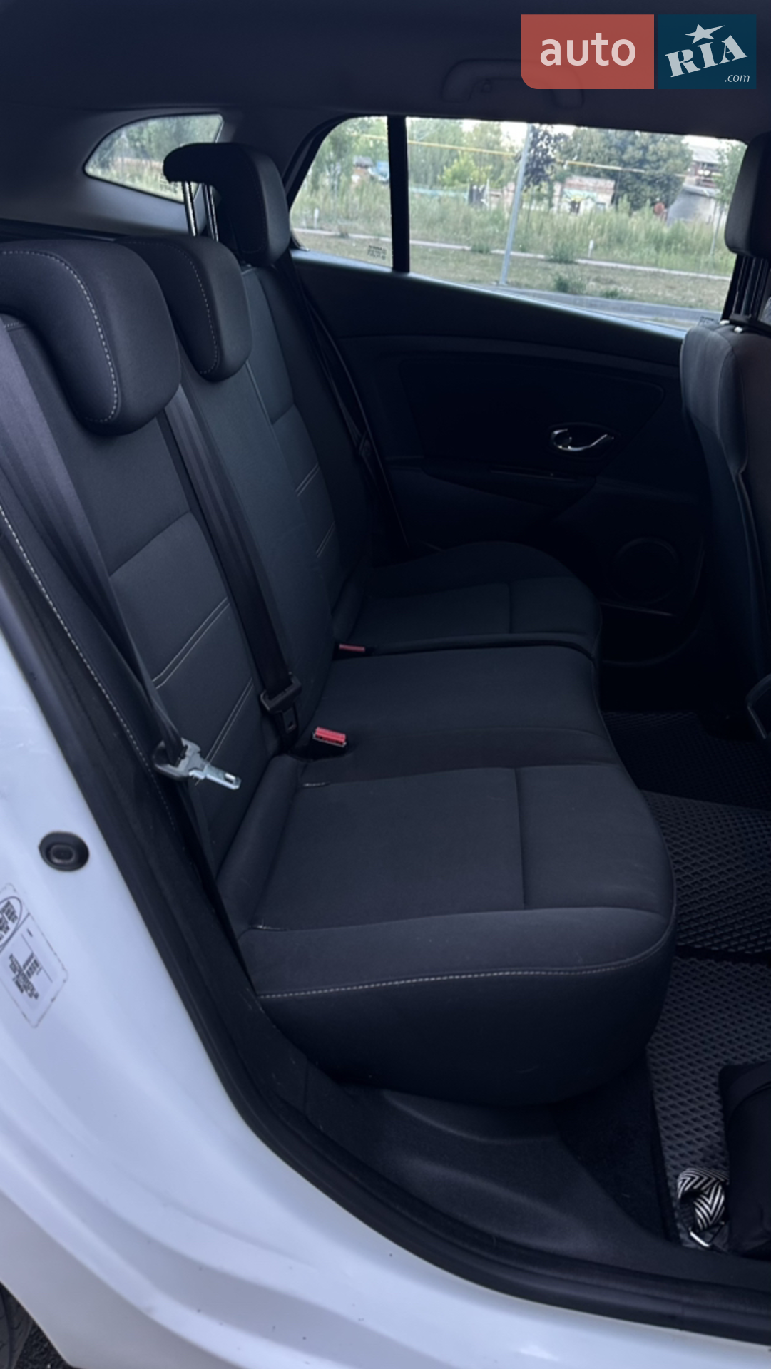 2013 Renault Megane - мініатюра 19