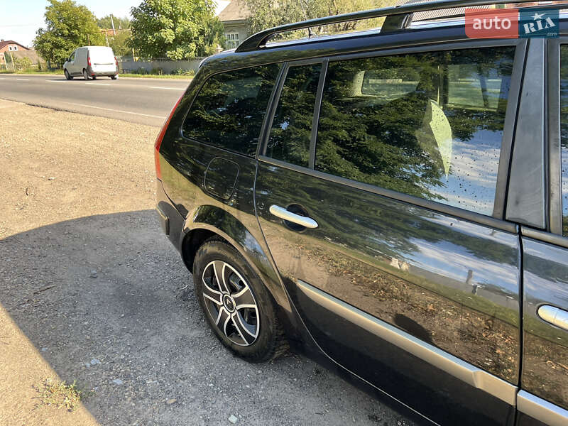 Універсал Renault Megane 2004 в Чернівцях