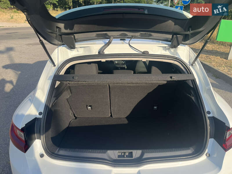 Хетчбек Renault Megane 2016 в Запоріжжі