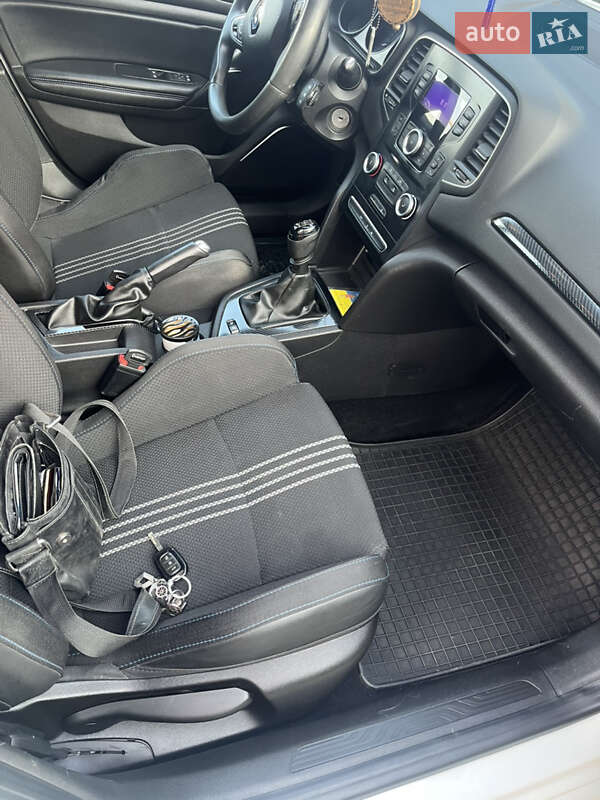 Хетчбек Renault Megane 2016 в Запоріжжі