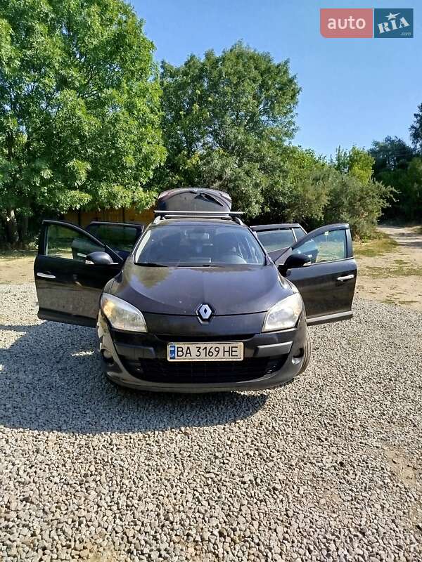 Универсал Renault Megane 2011 в Кропивницком