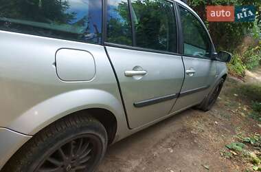 Универсал Renault Megane 2005 в 