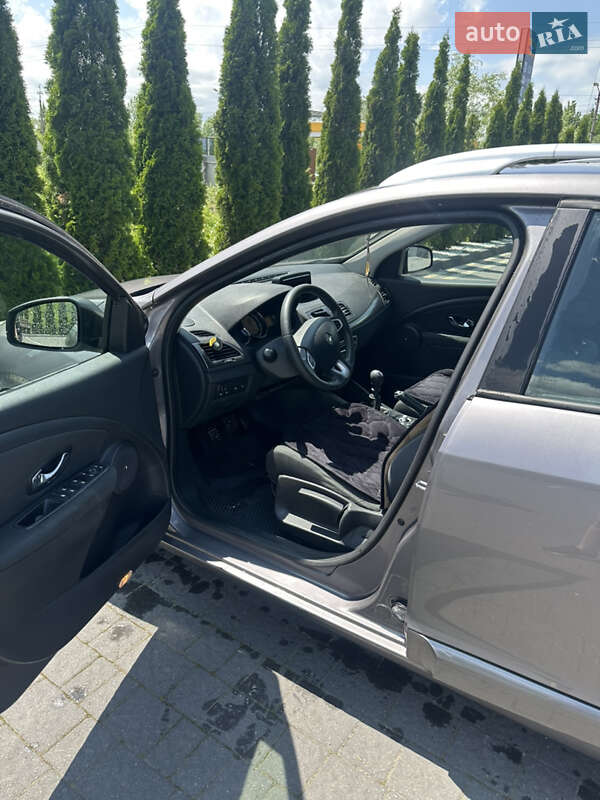 Універсал Renault Megane 2012 в Надвірній