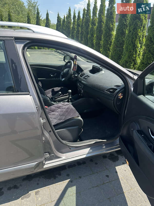 Універсал Renault Megane 2012 в Надвірній