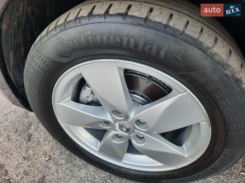 Хэтчбек Renault Megane 2010 в Полтаве