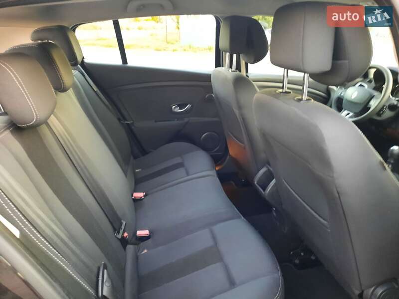 Хэтчбек Renault Megane 2010 в Полтаве