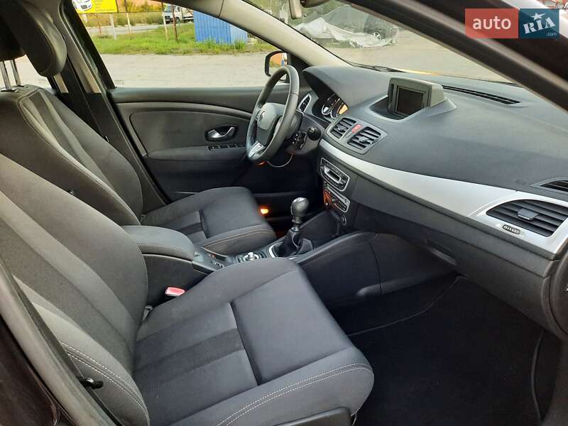 Хэтчбек Renault Megane 2010 в Полтаве