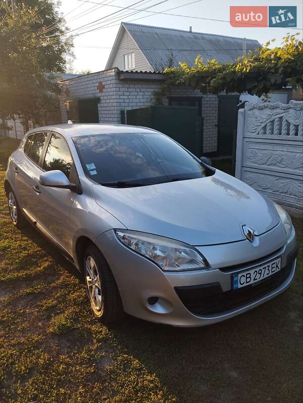 Хетчбек Renault Megane 2010 в Варві фото 10 Хетчбек Renault Megane 2010 в Варві