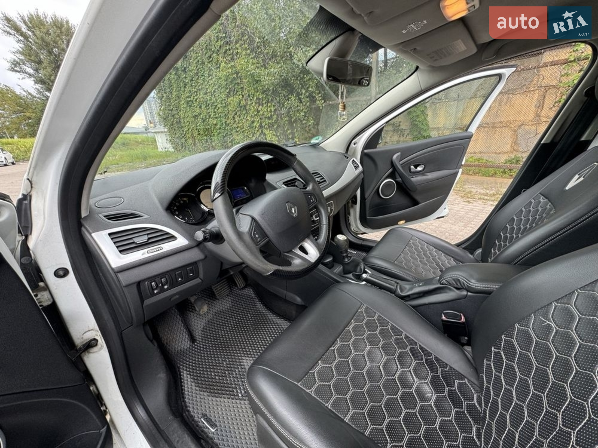 2010 Renault Megane - мініатюра 7