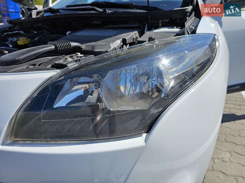 Універсал Renault Megane 2011 в Івано-Франківську фото 22 Універсал Renault Megane 2011 в Івано-Франківську