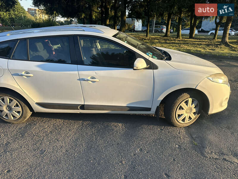 Универсал Renault Megane 2010 в Ровно фото 2 Универсал Renault Megane 2010 в Ровно